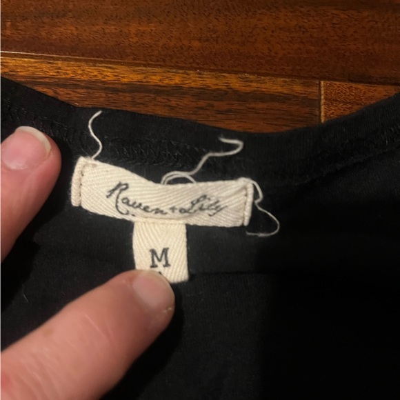 Raven and Lily bamboo tank top, size medium, black - Picture 2 of 2